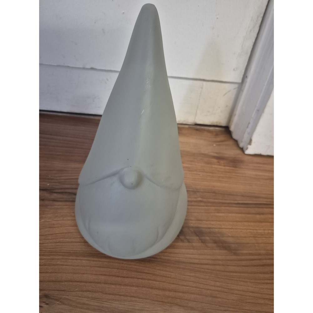 Threshold Cement Gnome Garden Figurine Gray Indoor Outdoor Decor 084094603 NWOT